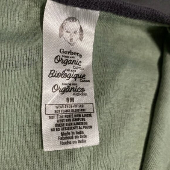 Organic Gerber Footed Sleeper - Picture 4 of 4